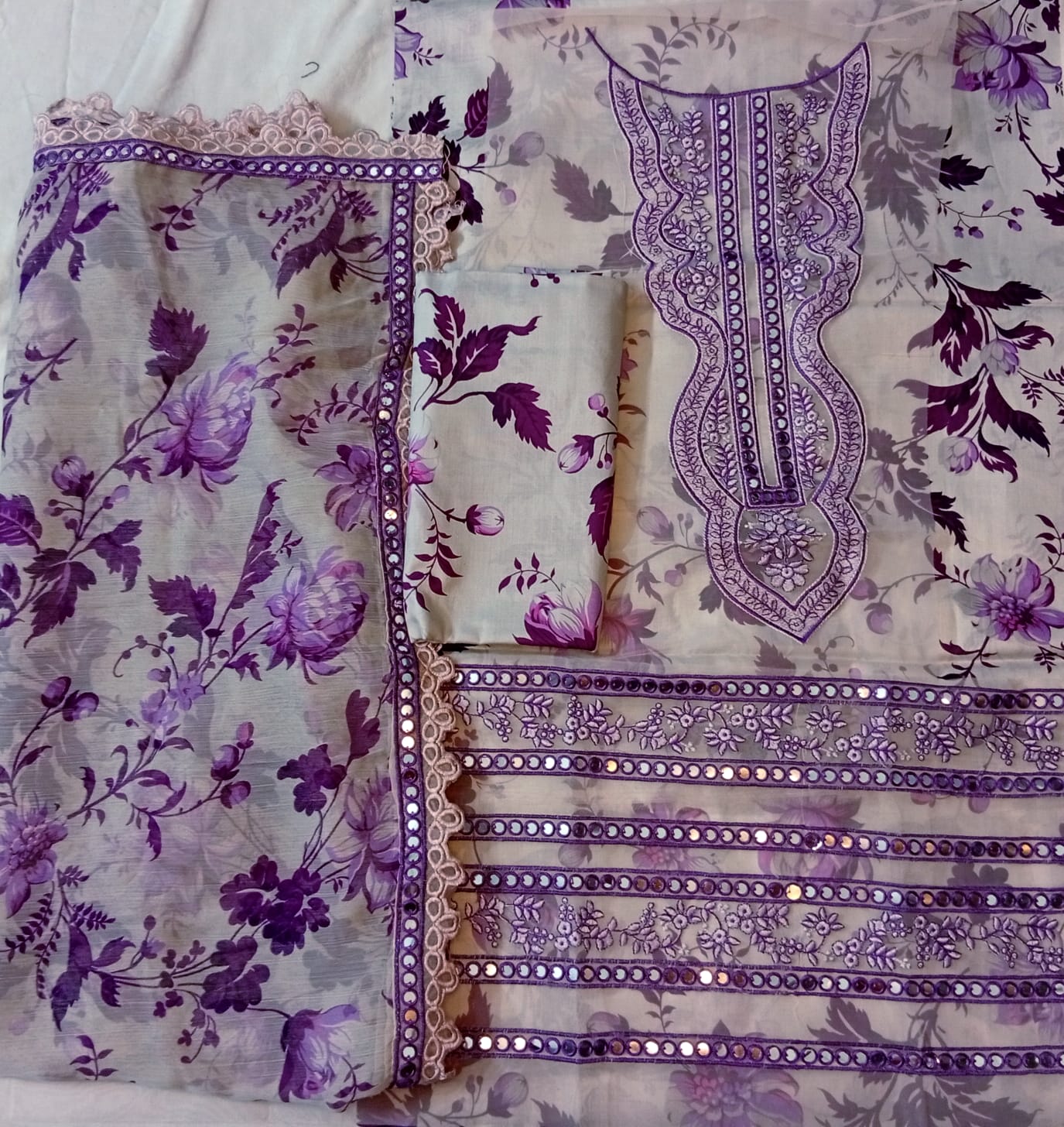 BRIGHT VIOLET 3 PIECE SUIT LAWN WITH CHIFFON READY TO WEAR DUPATTA AND PATCHES