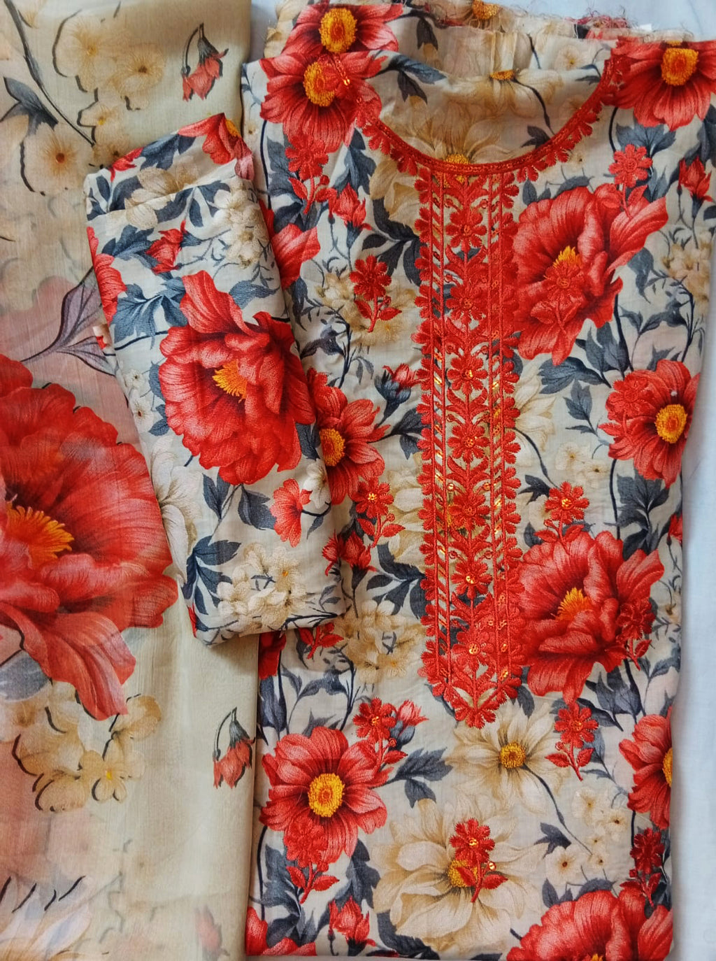 RAVISHING RED 3 PIECE SUIT WITH CHIFFON DUPATTA